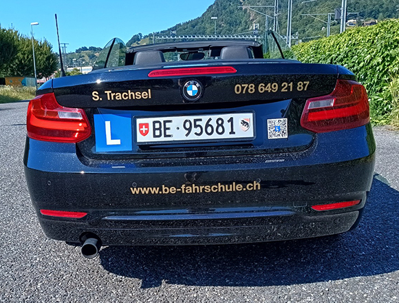 BMW Fahrschulauto Ansicht 3